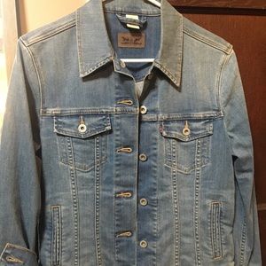 Levi Women’s Jean Jacket